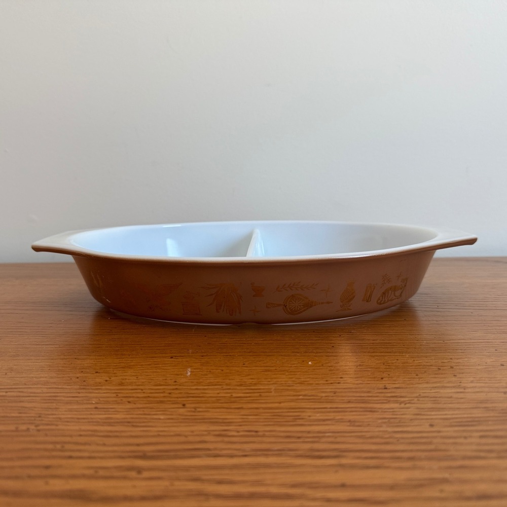 Vintage Pyrex‎ 1 1/2 Quart Divided Casserole Dish Early American Ovenware USA